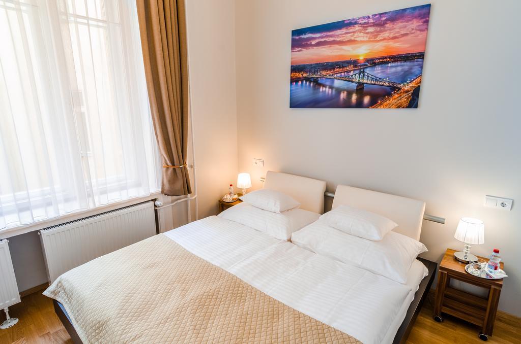 Anabelle Bed And Breakfast Budapeste Quarto foto